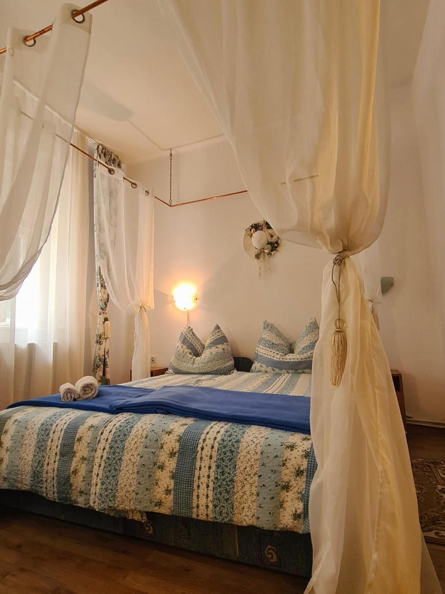 Pensiunea Schwartzy Hotel Makó Kültér fotó